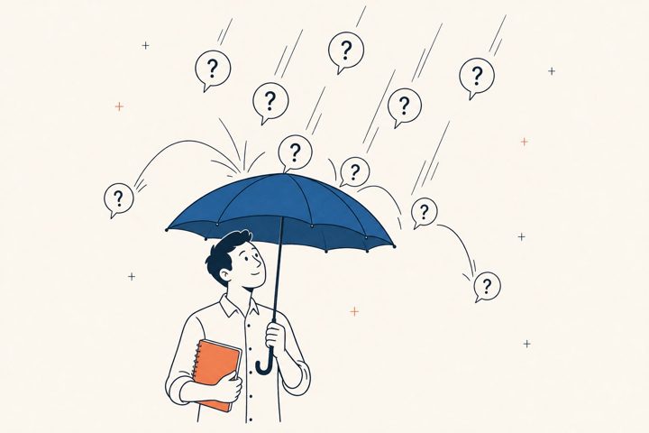 設計師撐傘擋開問號對話框的插圖